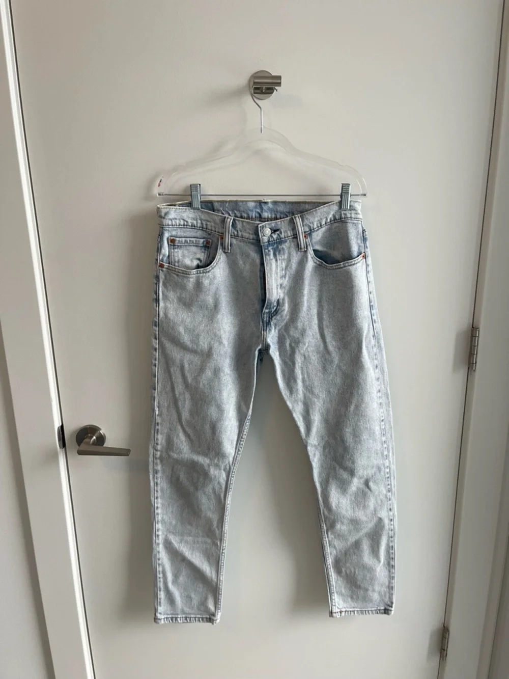 Levi Light Wash Men’s Jeans